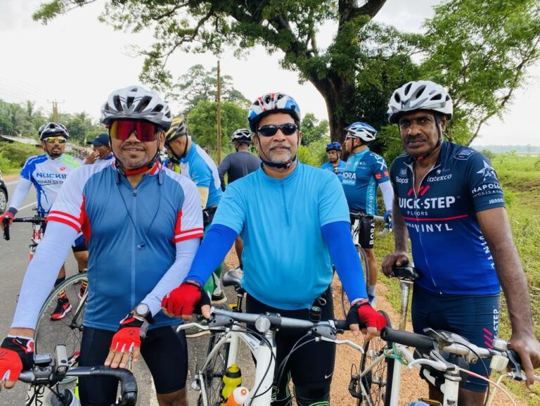 Bicycle Tour-සයිකල් සවාරිය (අනුරාධපුරය සිට ත්‍රිකුණාමළය දක්වා)..