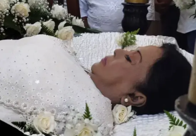 දැන් ඇති, මාලනීට යන්න දෙමු.